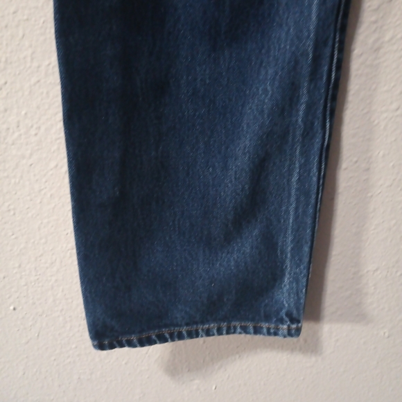 Levi's Classic Straight Blue Jeans - Picture 9 of 10